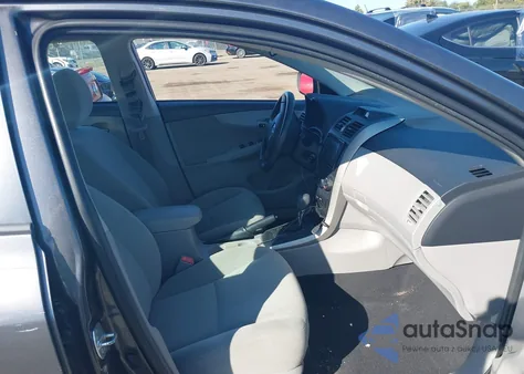 2013 Toyota Corolla L z USA, uszkodzony, nr VIN 5YFBU4EE1DP191447